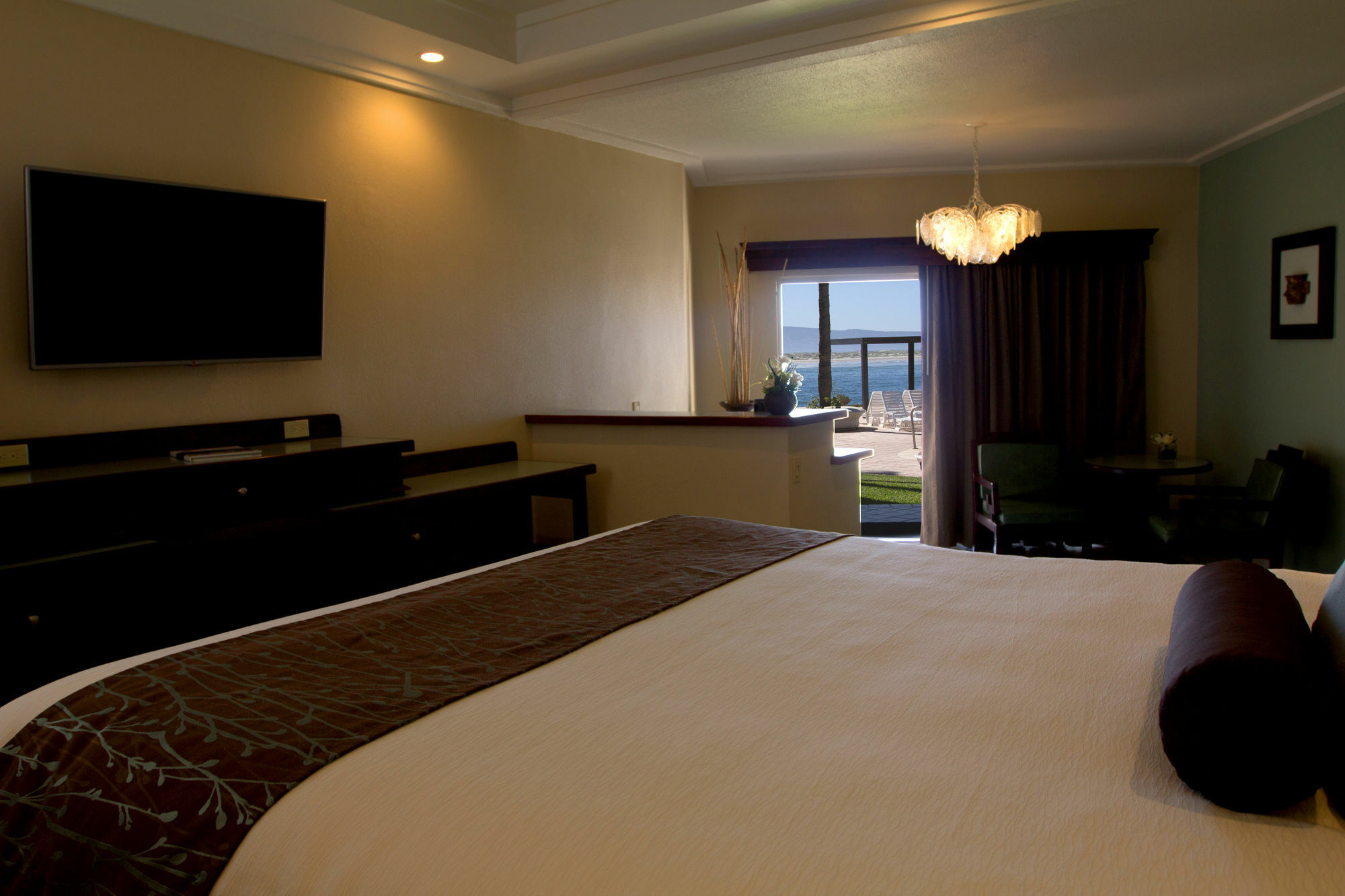 Estero 4*
