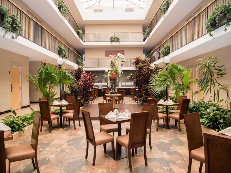 Hotel Western Monterrey Airport 3*