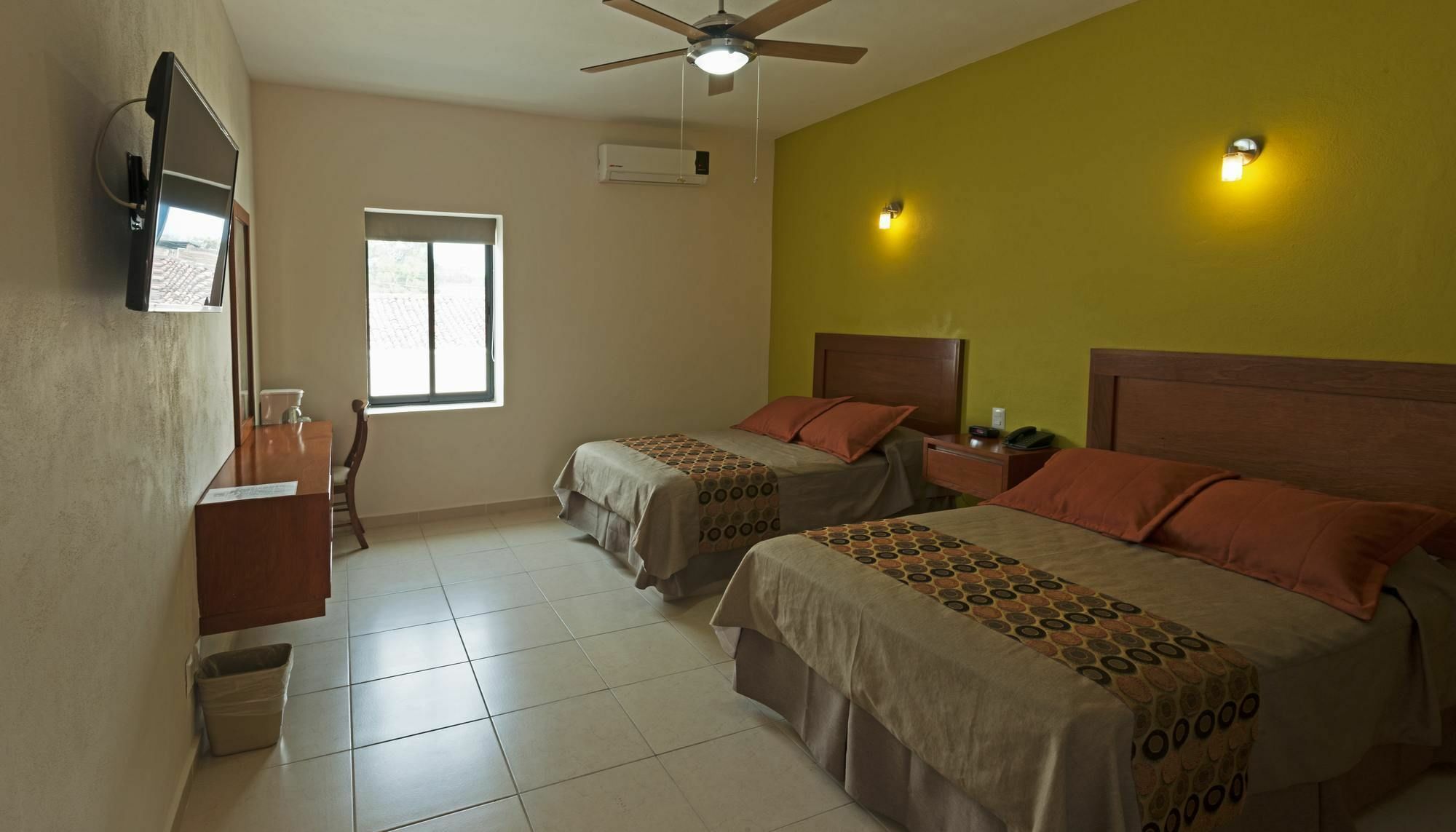 Concierge Plaza La Hotel Colima