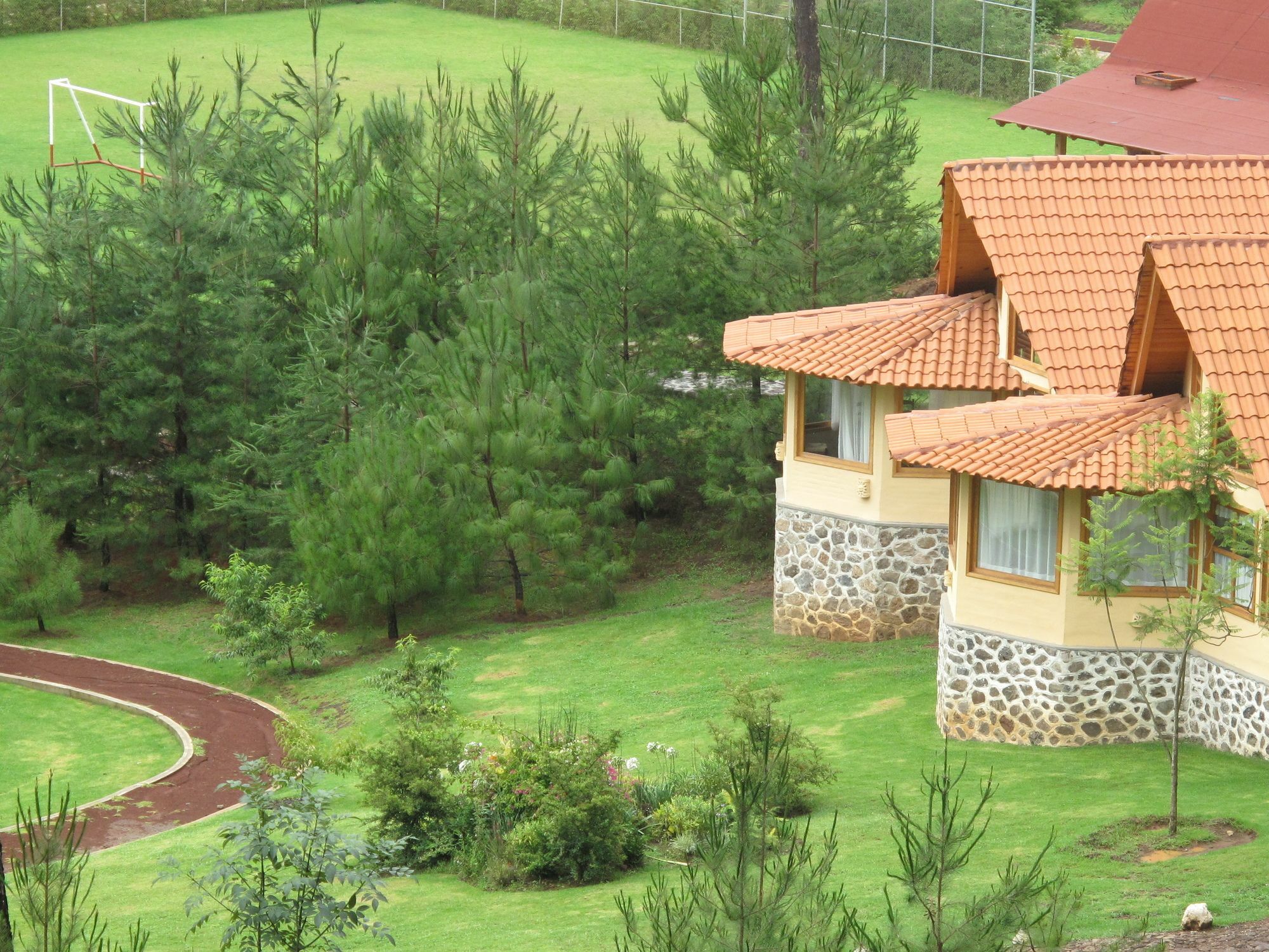 Bosque Escondido 5*