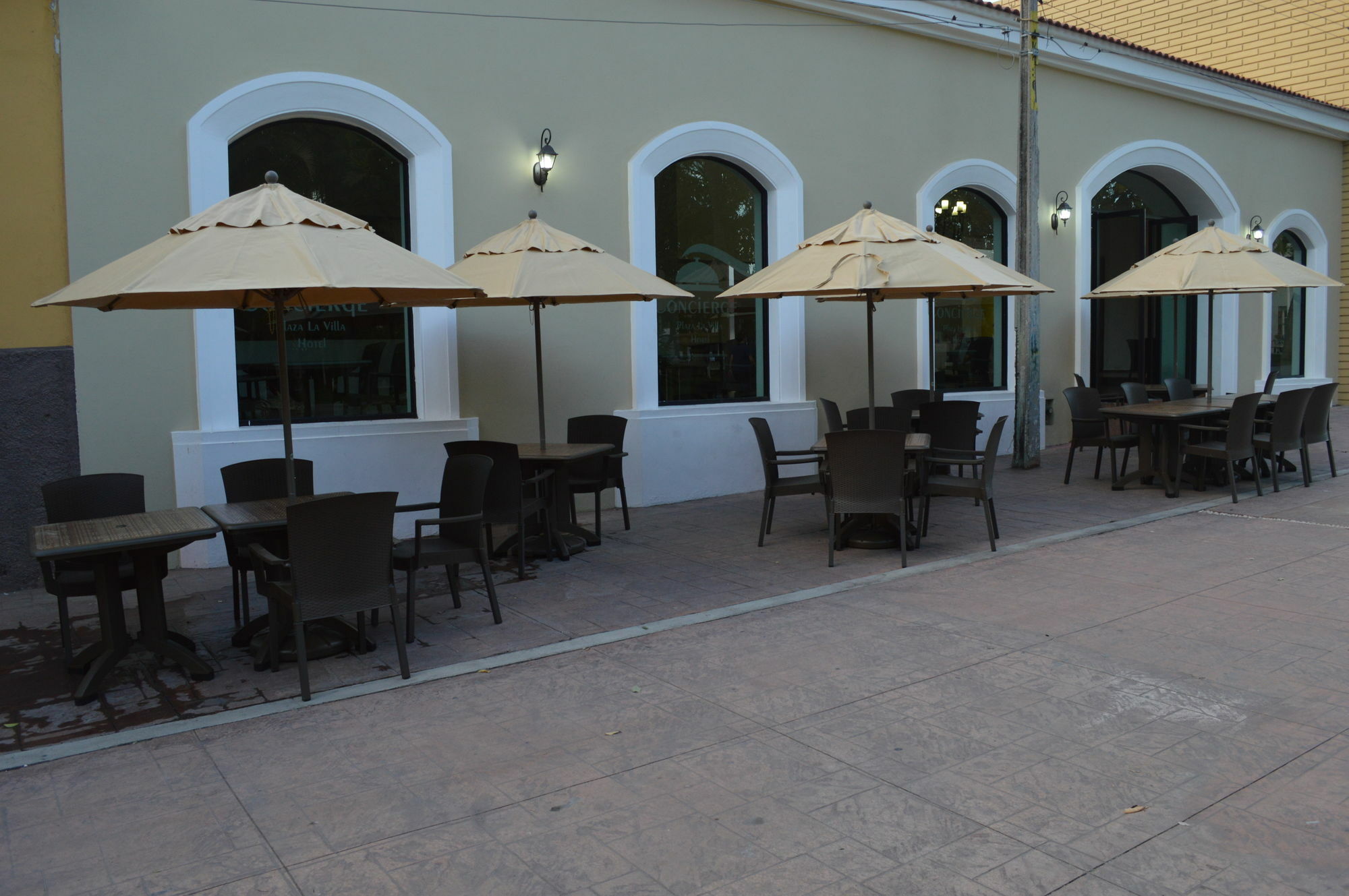 Hotel Concierge Plaza La 3*