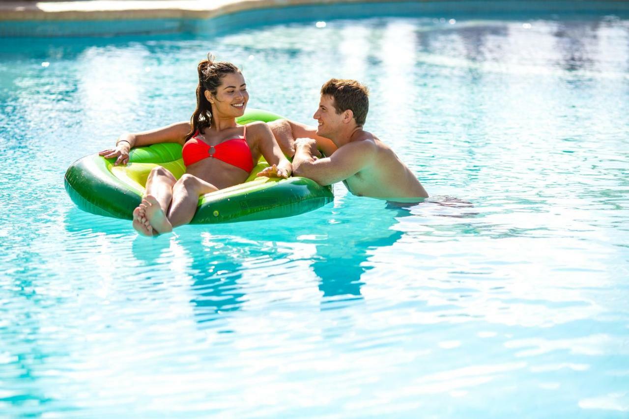 Wyndham Alltra 4* Cancun