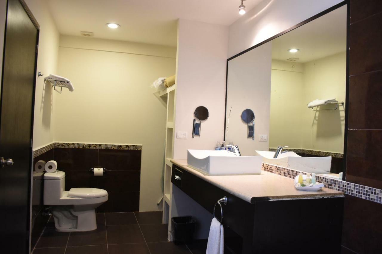 Hotel Clara Luna 4*