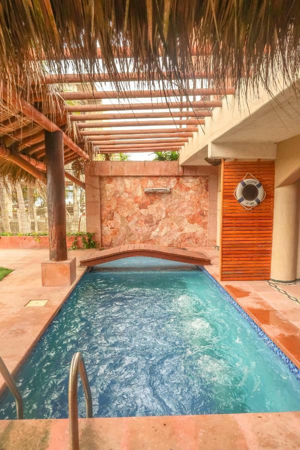 Punta Blanca 4*