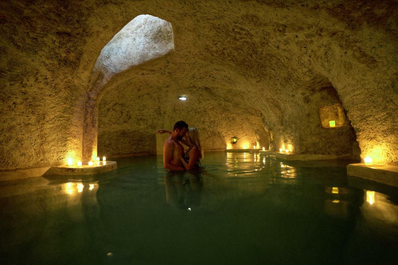 Zentik Project & Saline Cave 3* Valladolid (Yucatan)