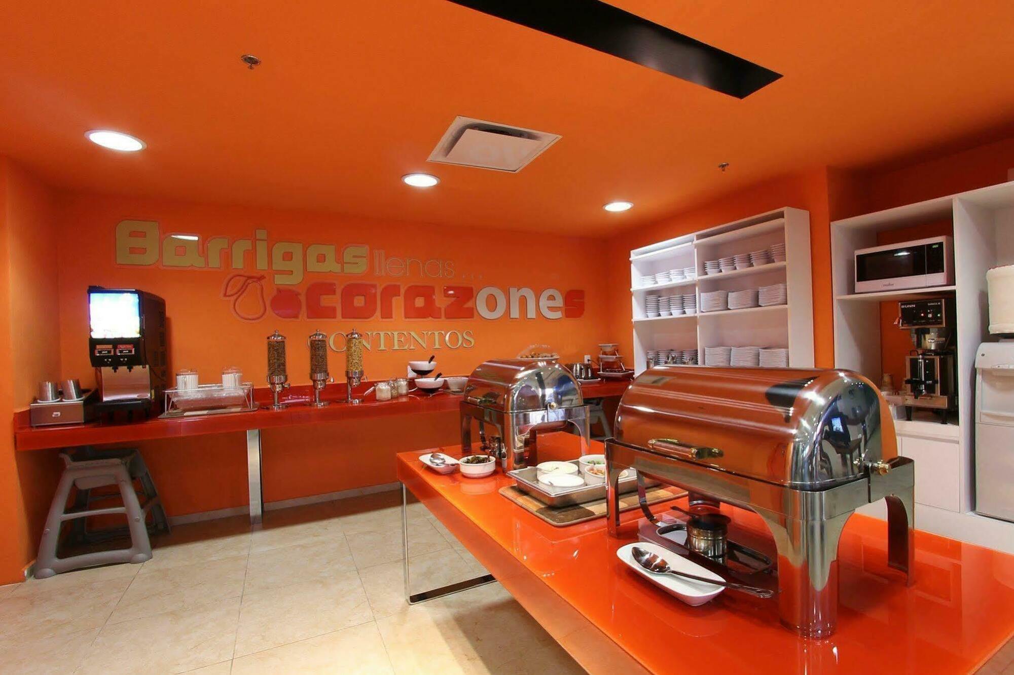 One Centro Hotel Cancun