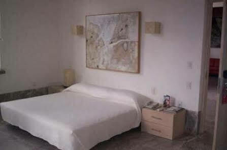& Dona Urraca Hotel 4*