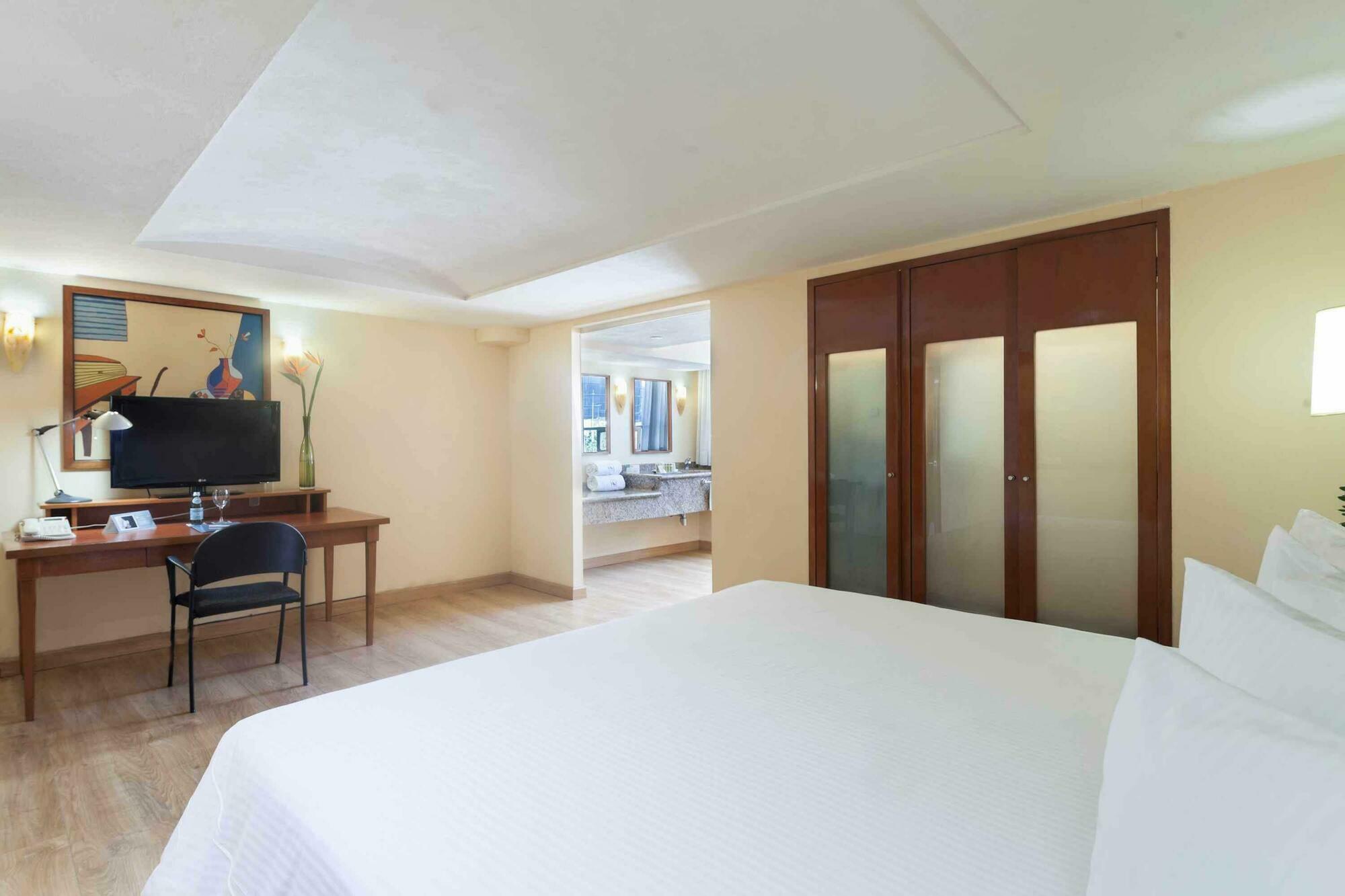 Eurostars Zona Rosa 5*