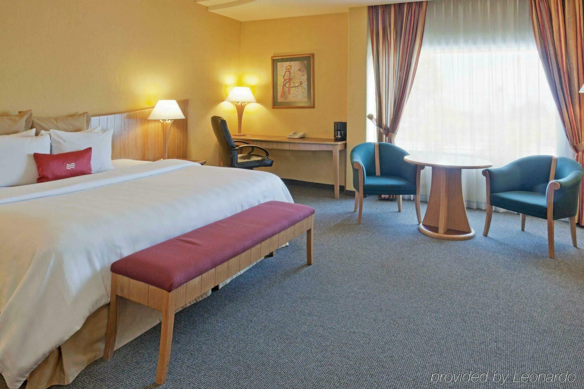 Crowne Plaza - Lancaster By Ihg Hotel Toluca