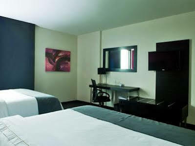 Express Galerias Metepec By Ihg Hotel Toluca