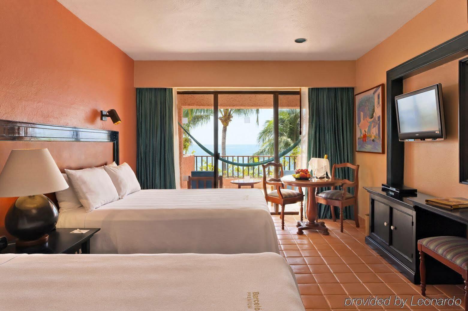 Barcelo Huatulco Resort