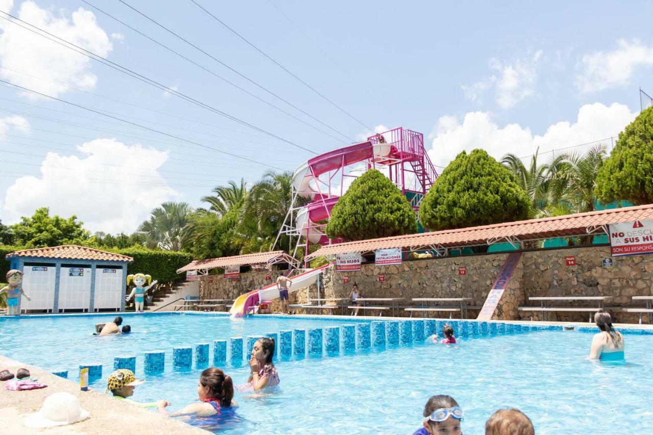 Hotel Camino Mexicano &
