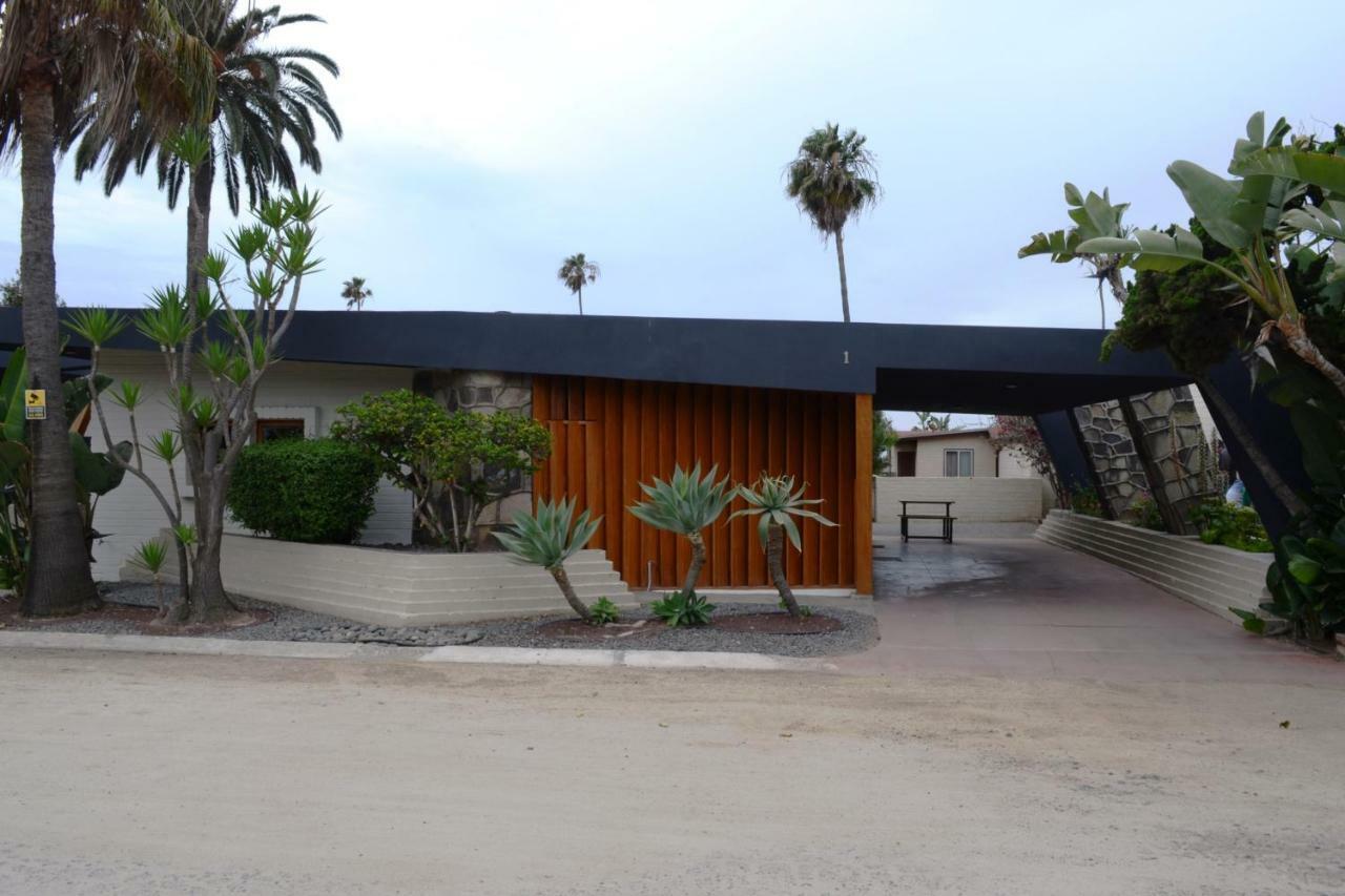 Papagayo Hotel Ensenada