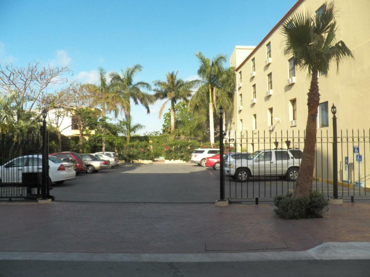 Western Plaza Hotel