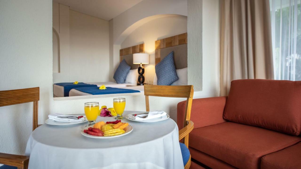 Park Royal Huatulco Resort 4*