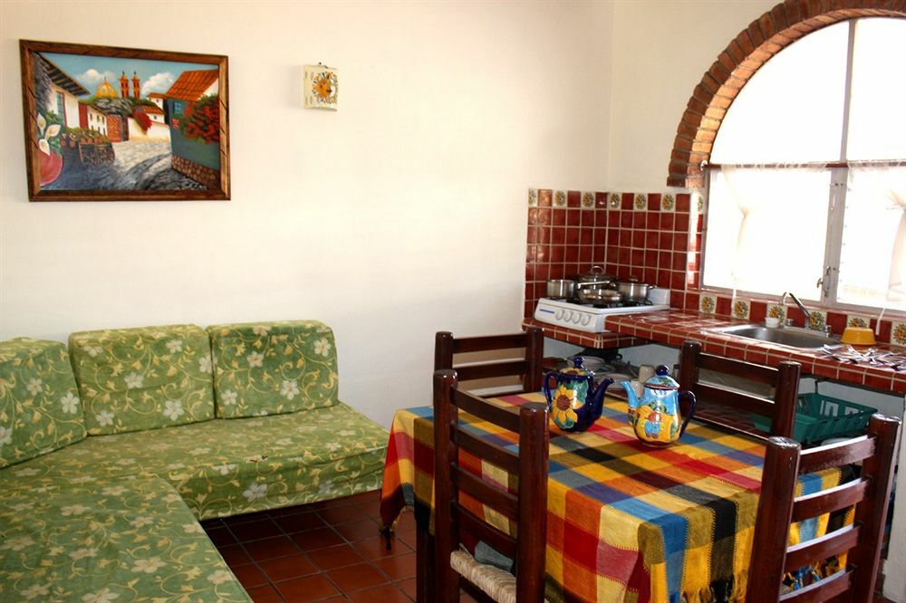 El Delfin 3* Rincon de Guayabitos