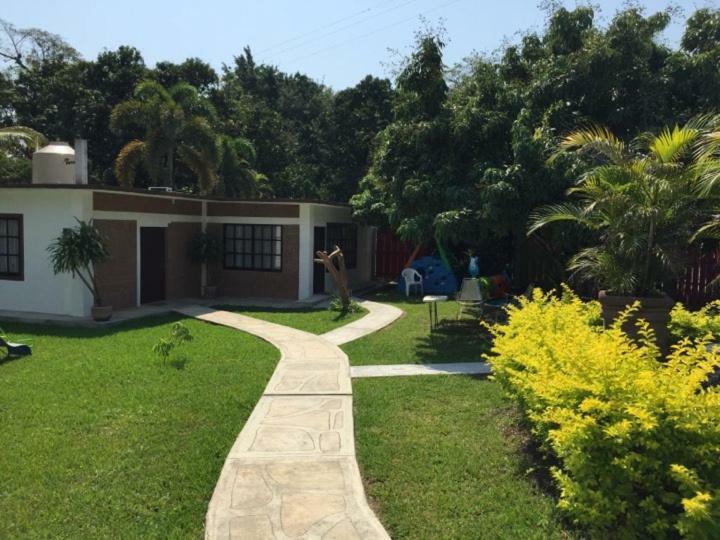 Hostal Aquismon