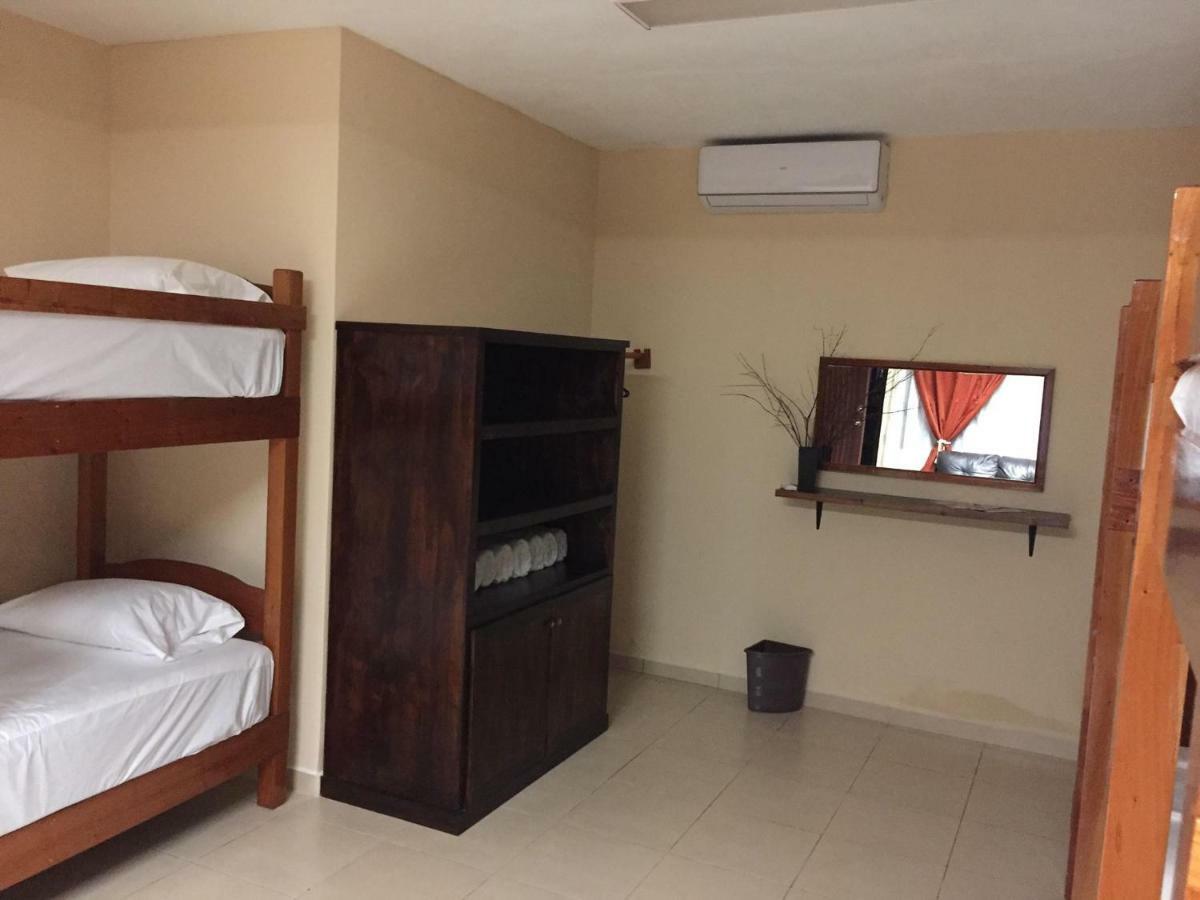 Hostal Aquismon Guest house Aquismon