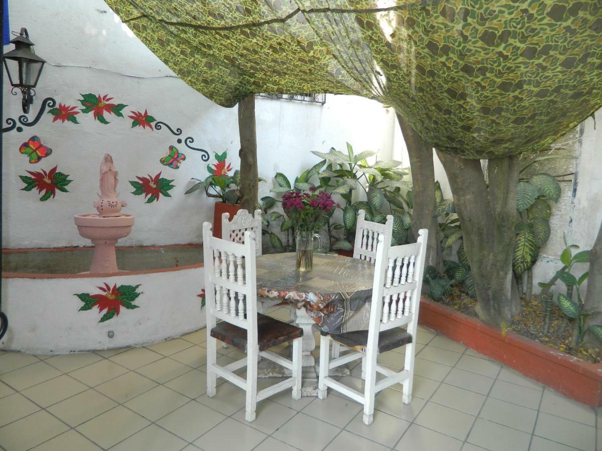Guest house Joan Sebastian *