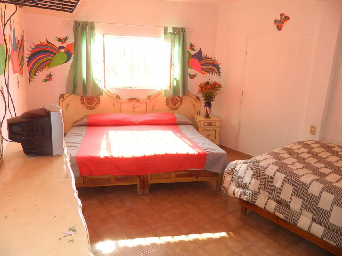 Guest house Joan Sebastian