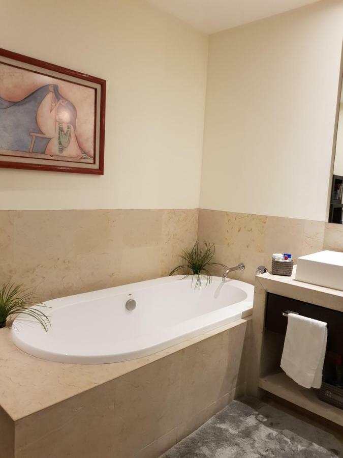 Los Veneros, Torre Agave Apartment