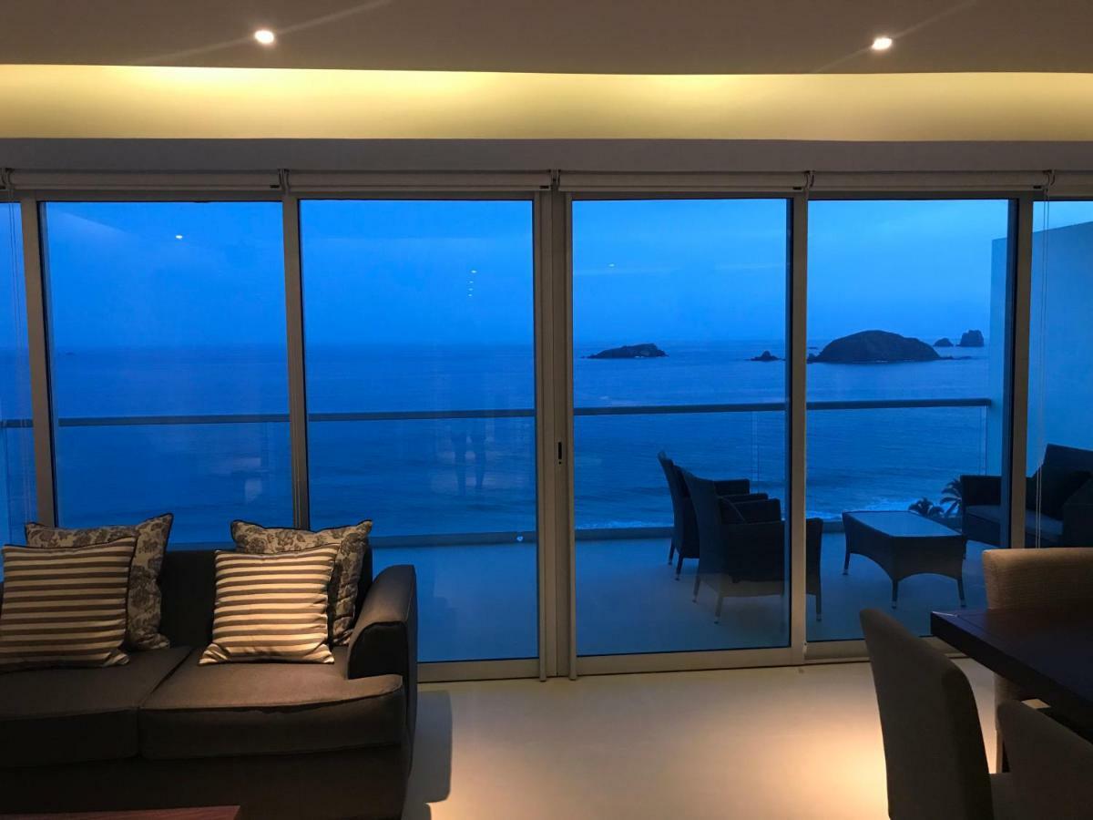 Peninsula 12 D * Ixtapa (Guerrero)