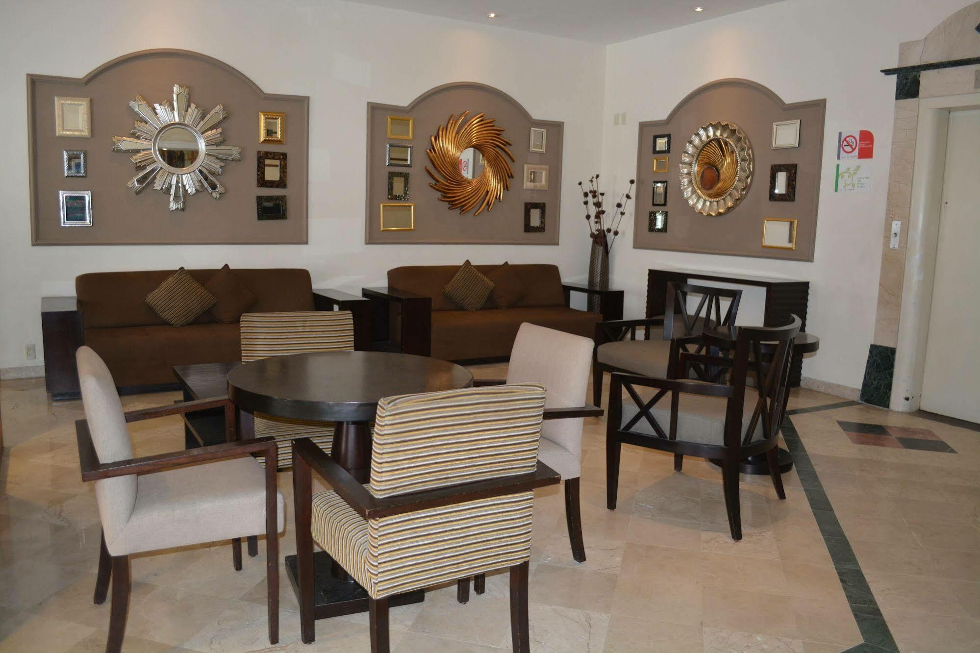 Hotel Ruiz Milan 3*