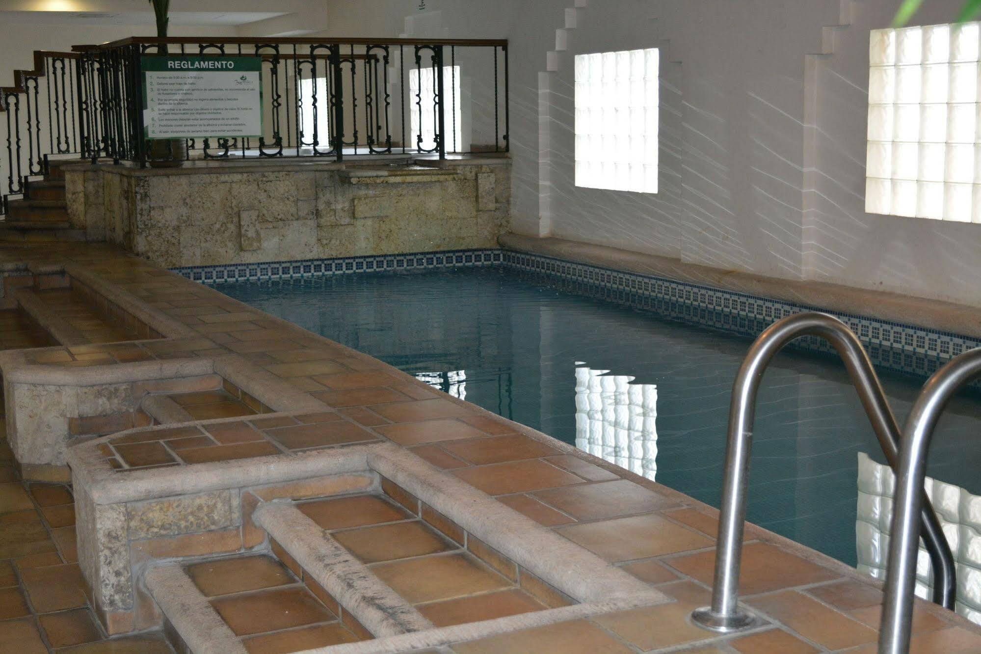Ruiz Milan Hotel 3*