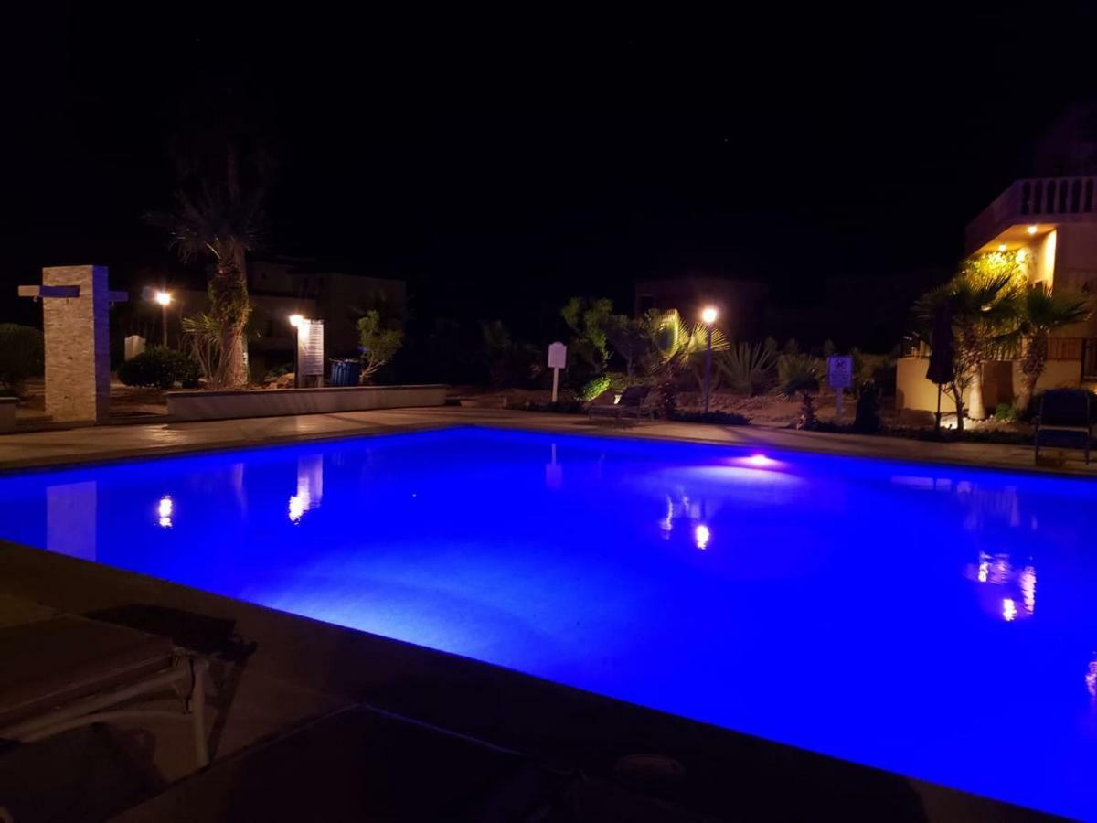 Lux 3 Master Bdroom On Sandy W No Cleaining Fee Holiday home *