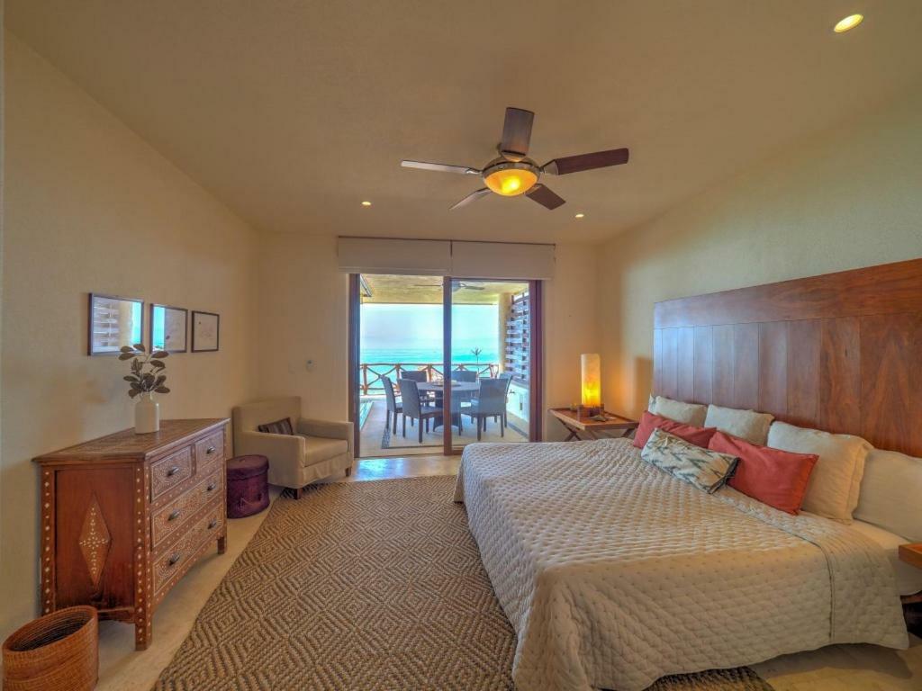 Punta Esmeralda Villa *