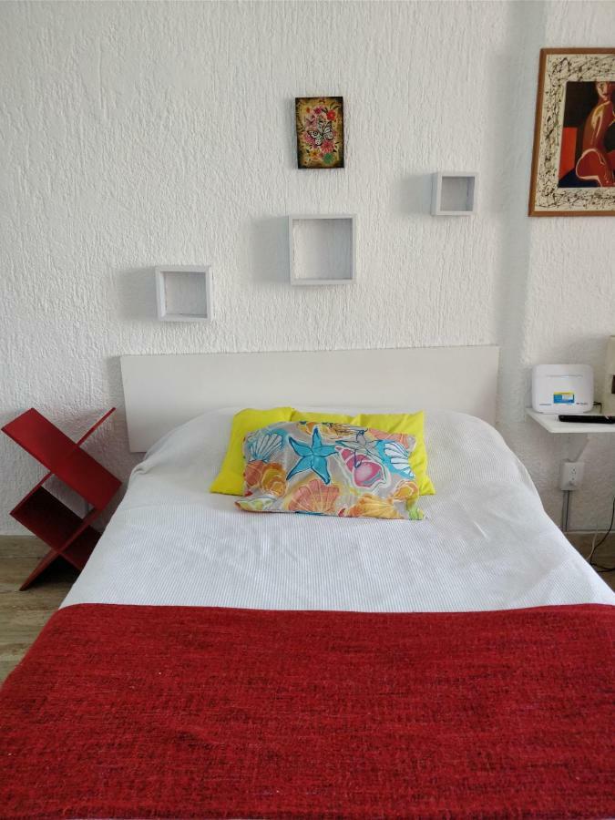 Ocean Front Suite, Balcony, Kitchen. Apartment *