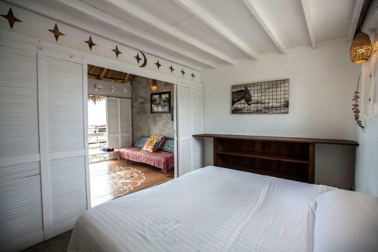 Casa *