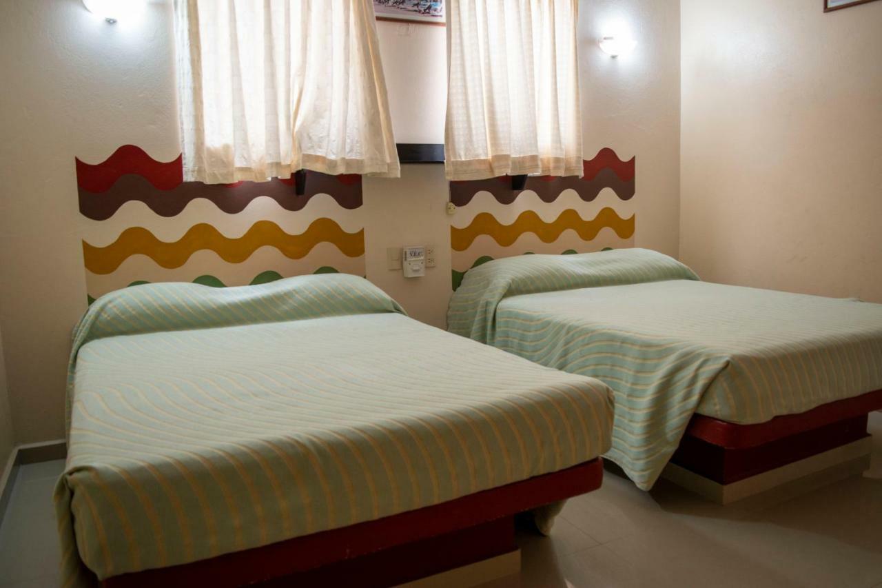 Zihua Express Hotel 2*