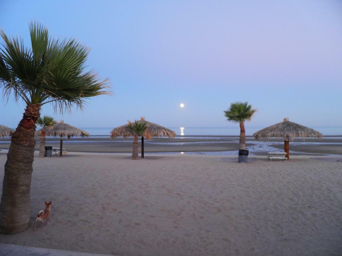 #40 Seaside & Victors Rv Park Hotel *