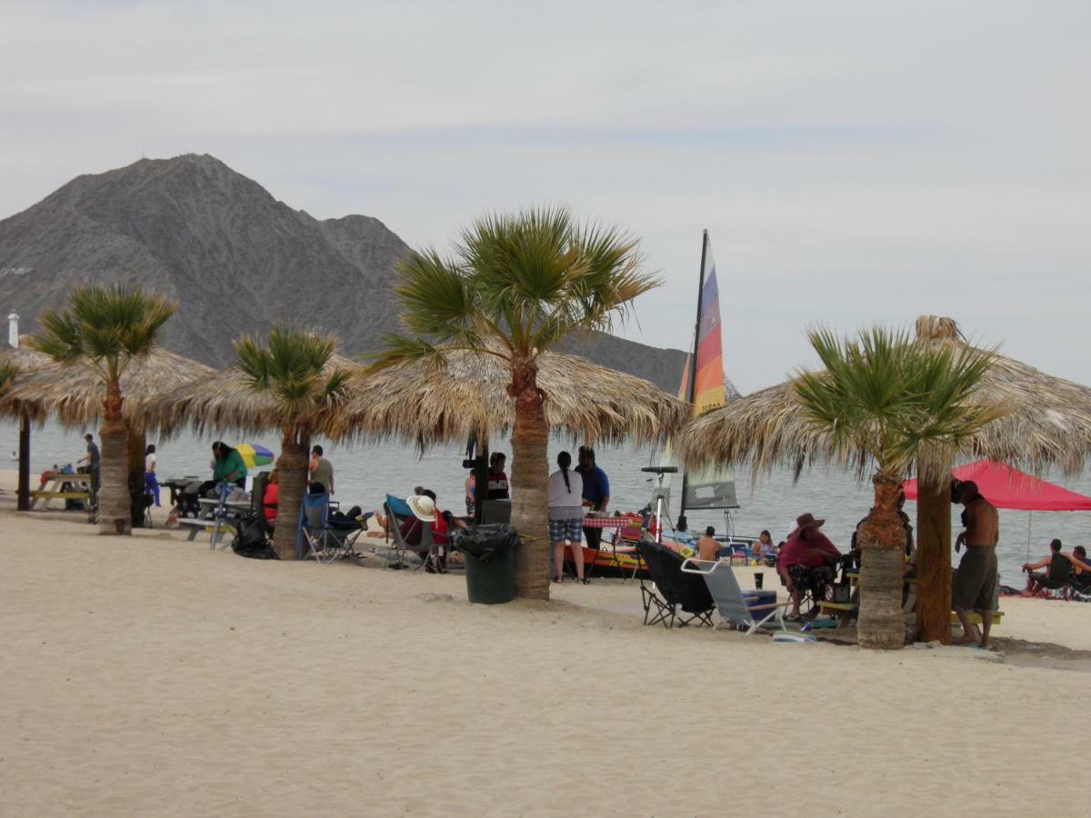 Hotel #55 Seaside & Victors Rv Park *