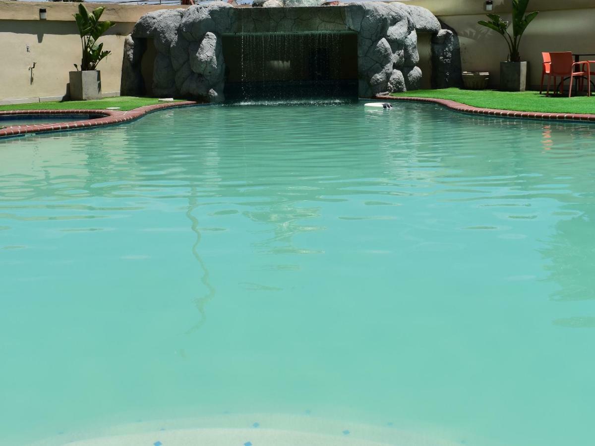 Corona Plaza Rosarito