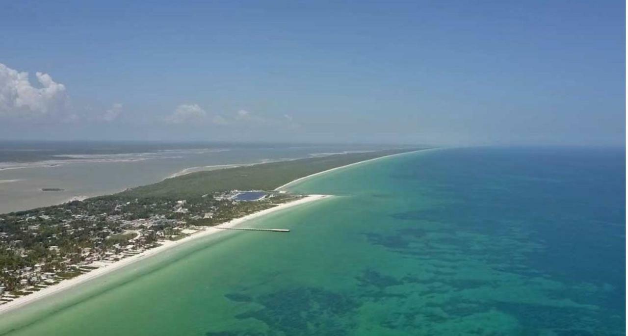 Casa Mate Beachfront 3*