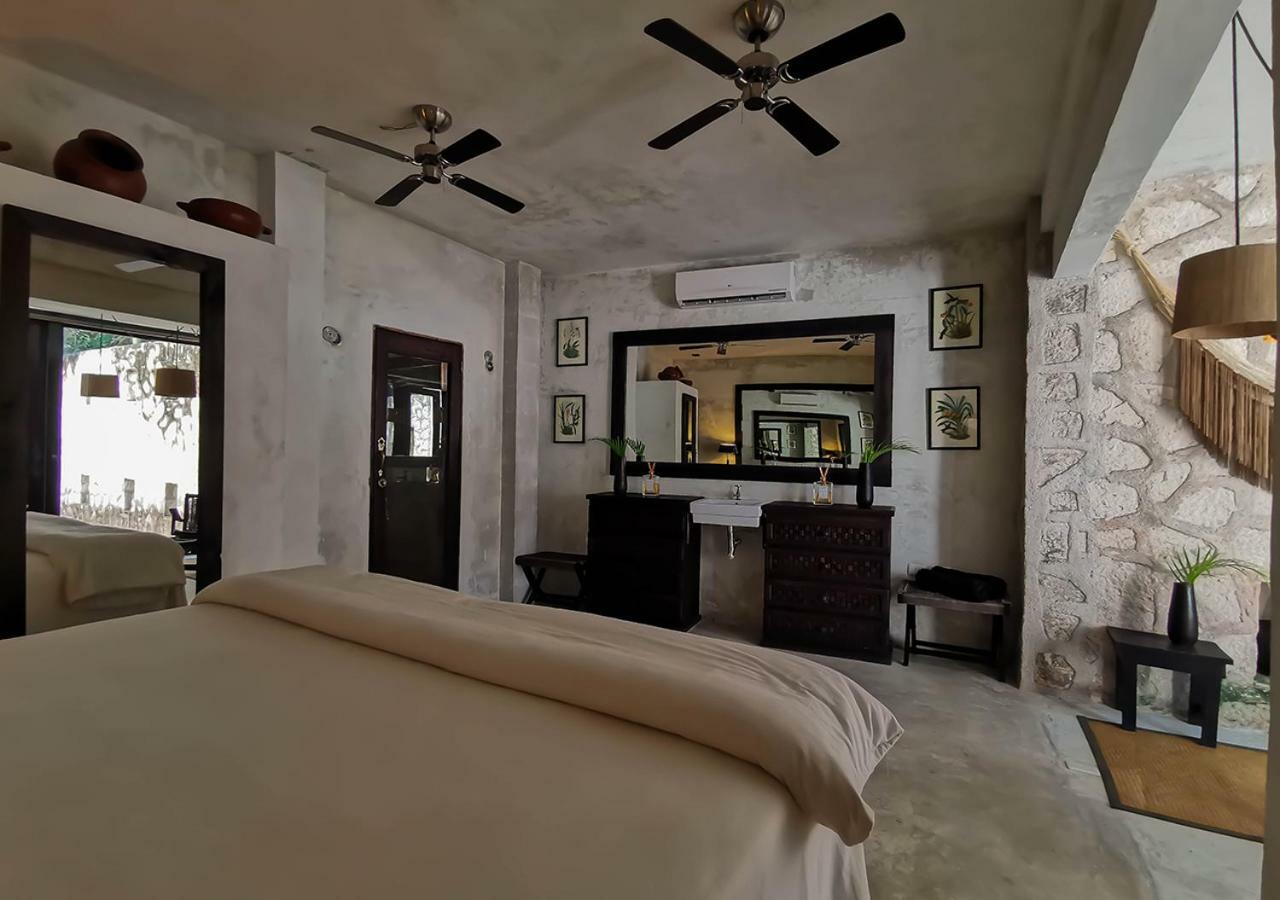 Coqui Coqui Papholchac & Hotel Coba