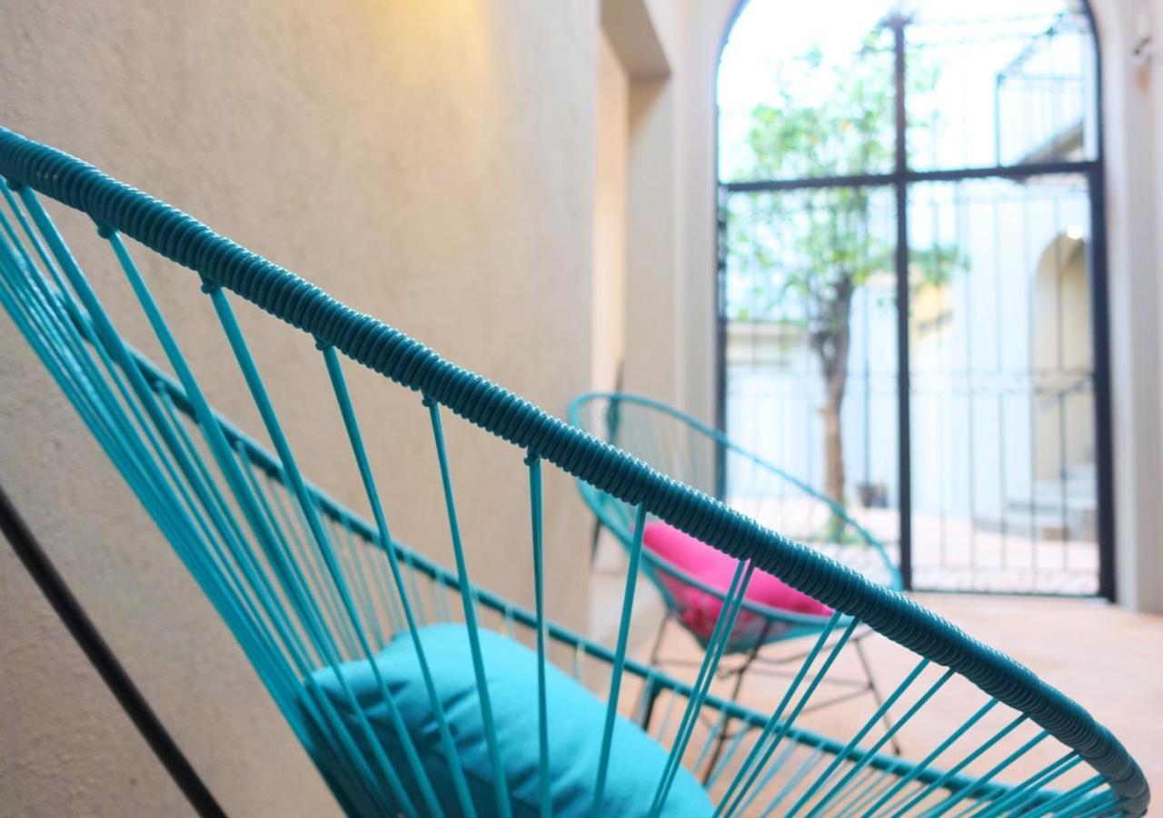 Mama Carlota Hotel 3*