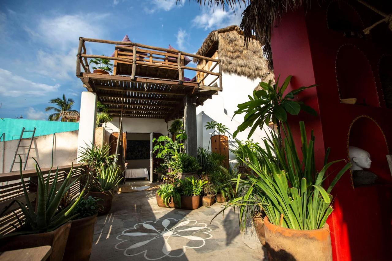 Casa *