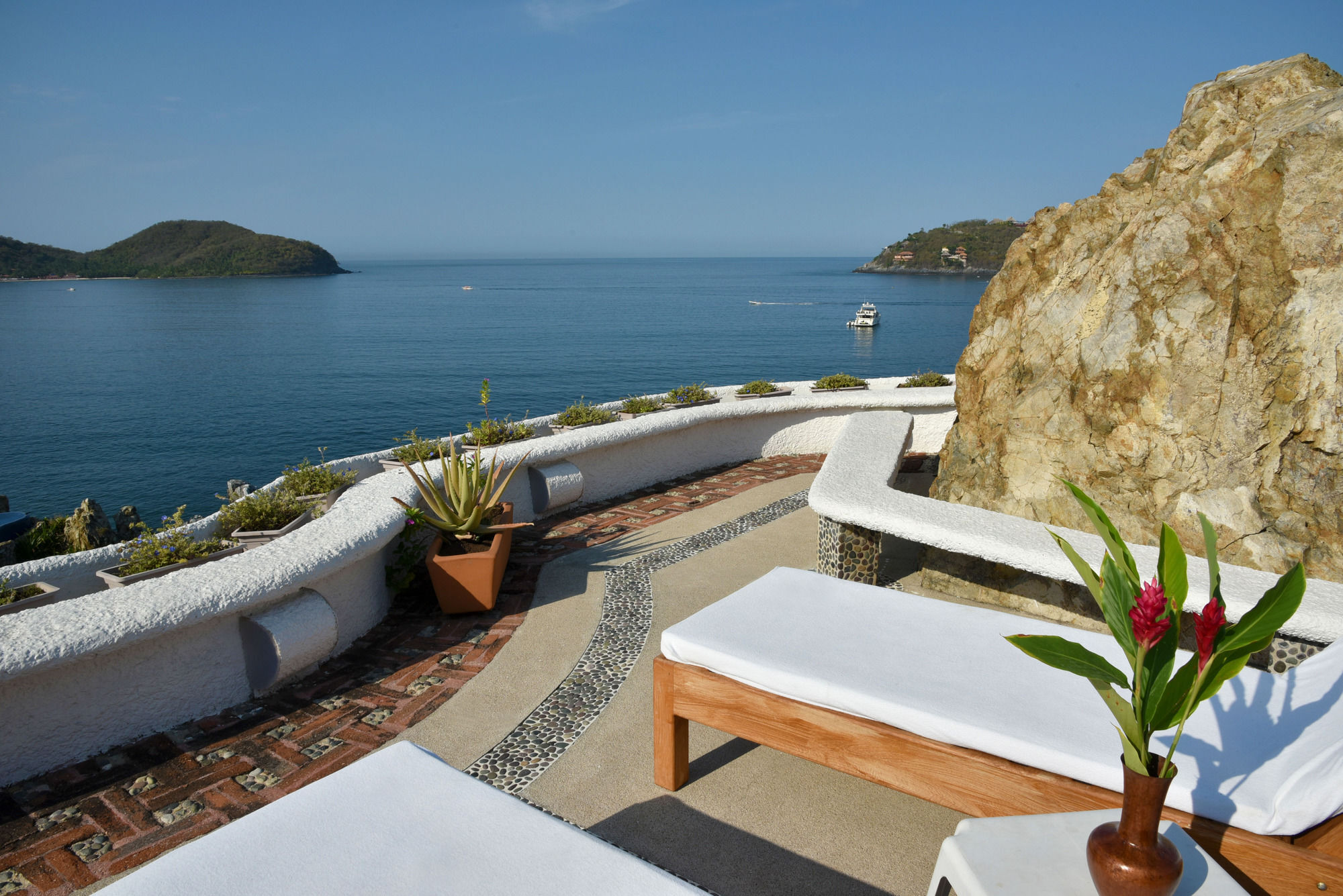 De La Roca Bed & Breakfast Zihuatanejo