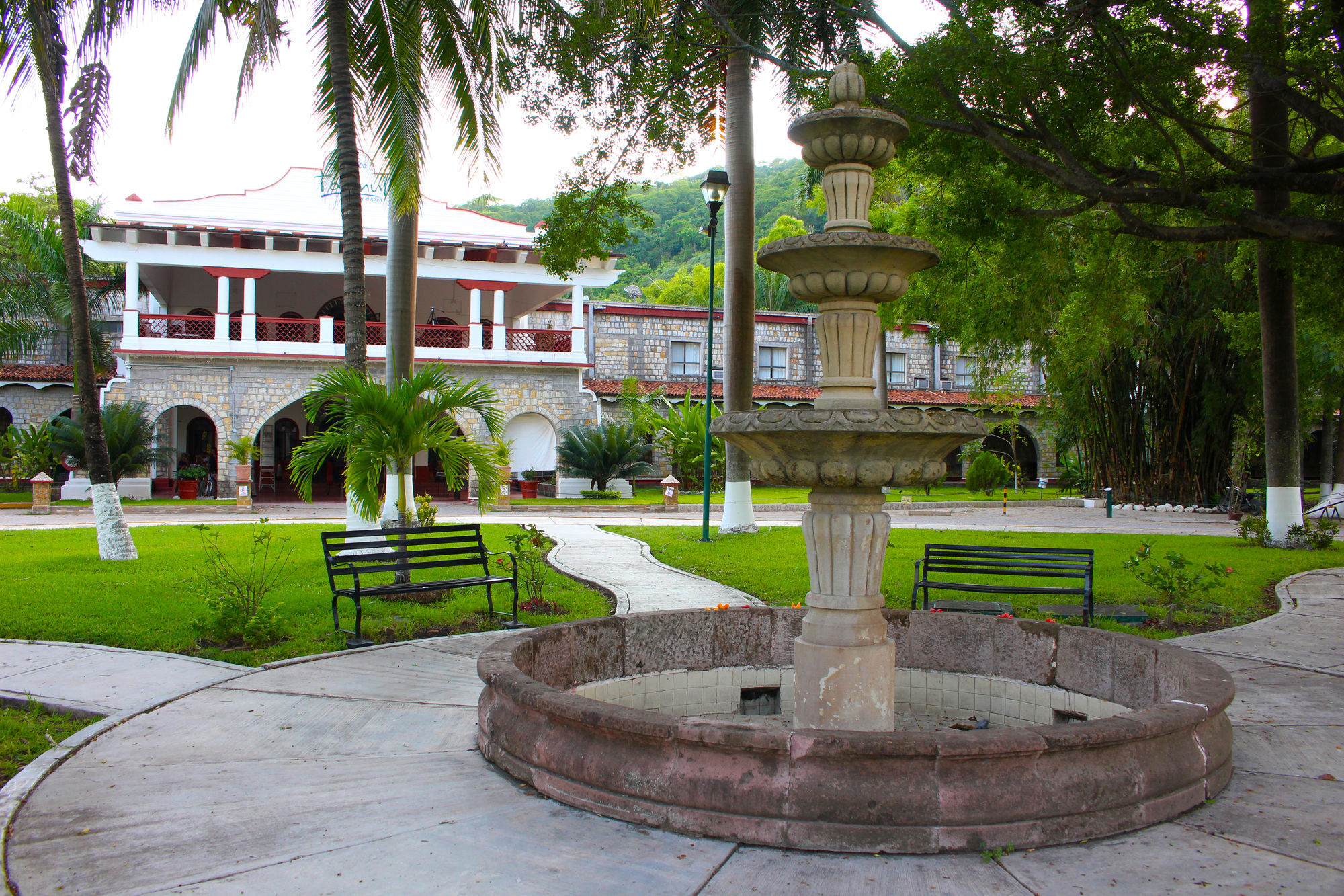 Hotel Taninul Los Puentes