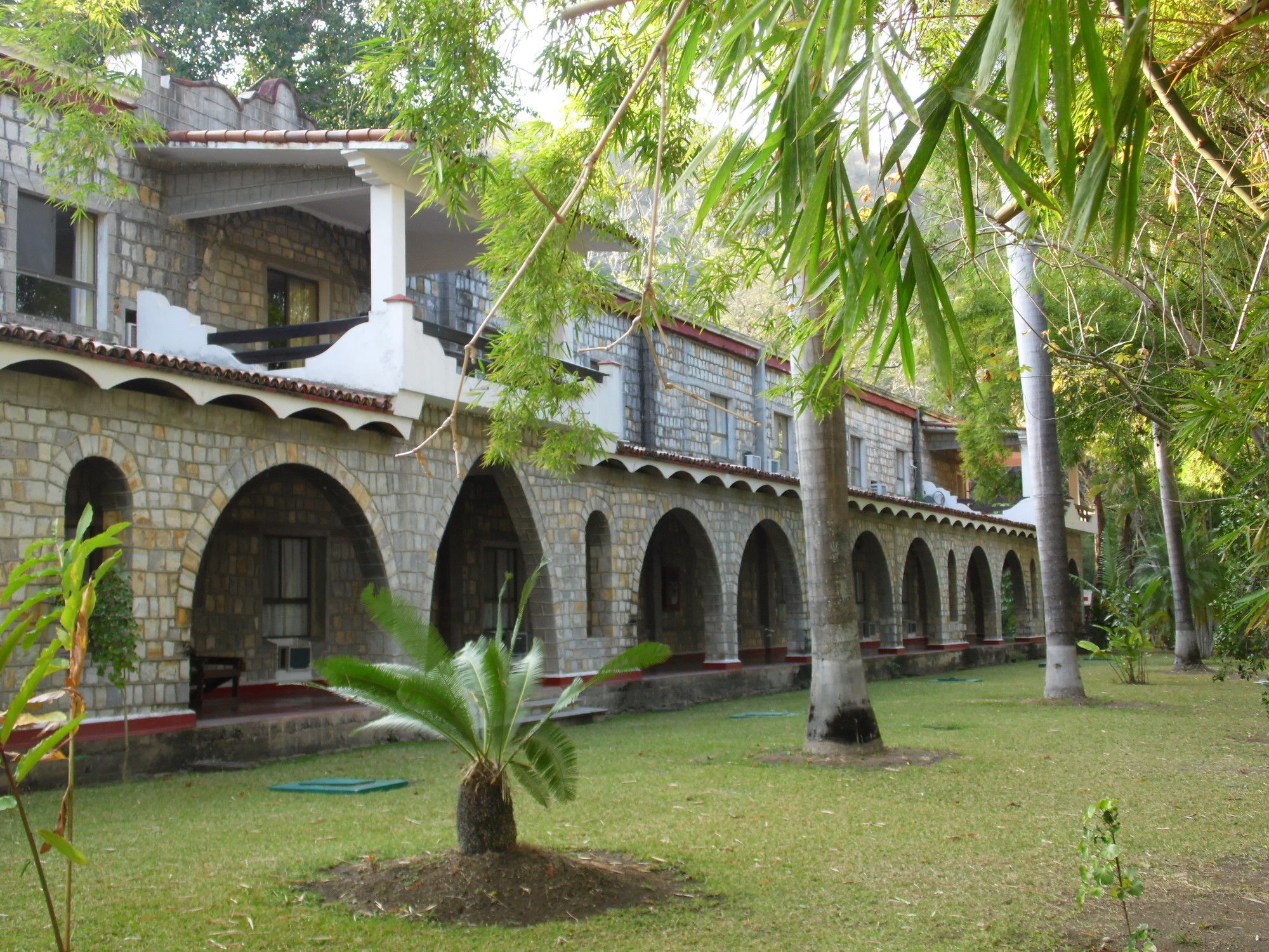 Hotel Taninul Los Puentes