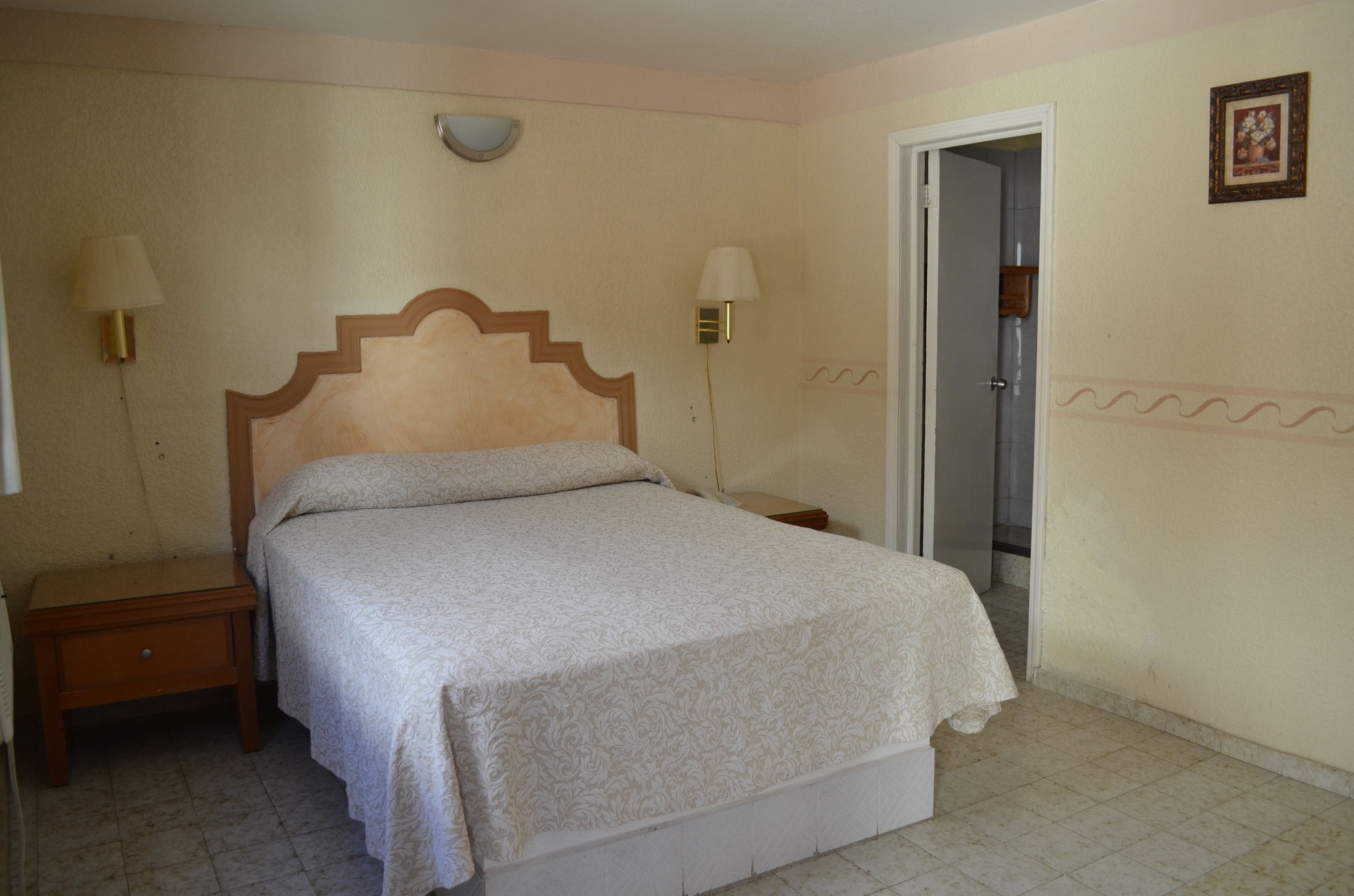 Paraiso Hotel 3*