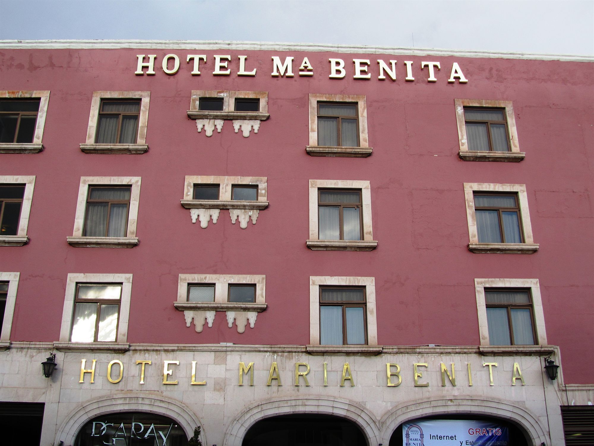Maria Benita 4*