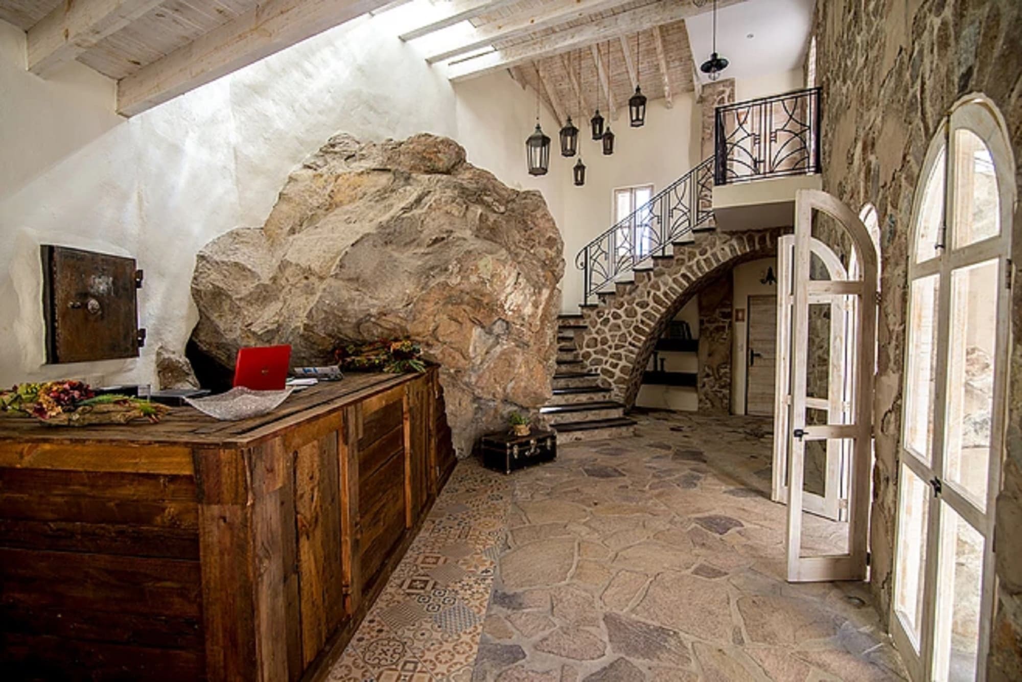 De Piedra Hotel 5*