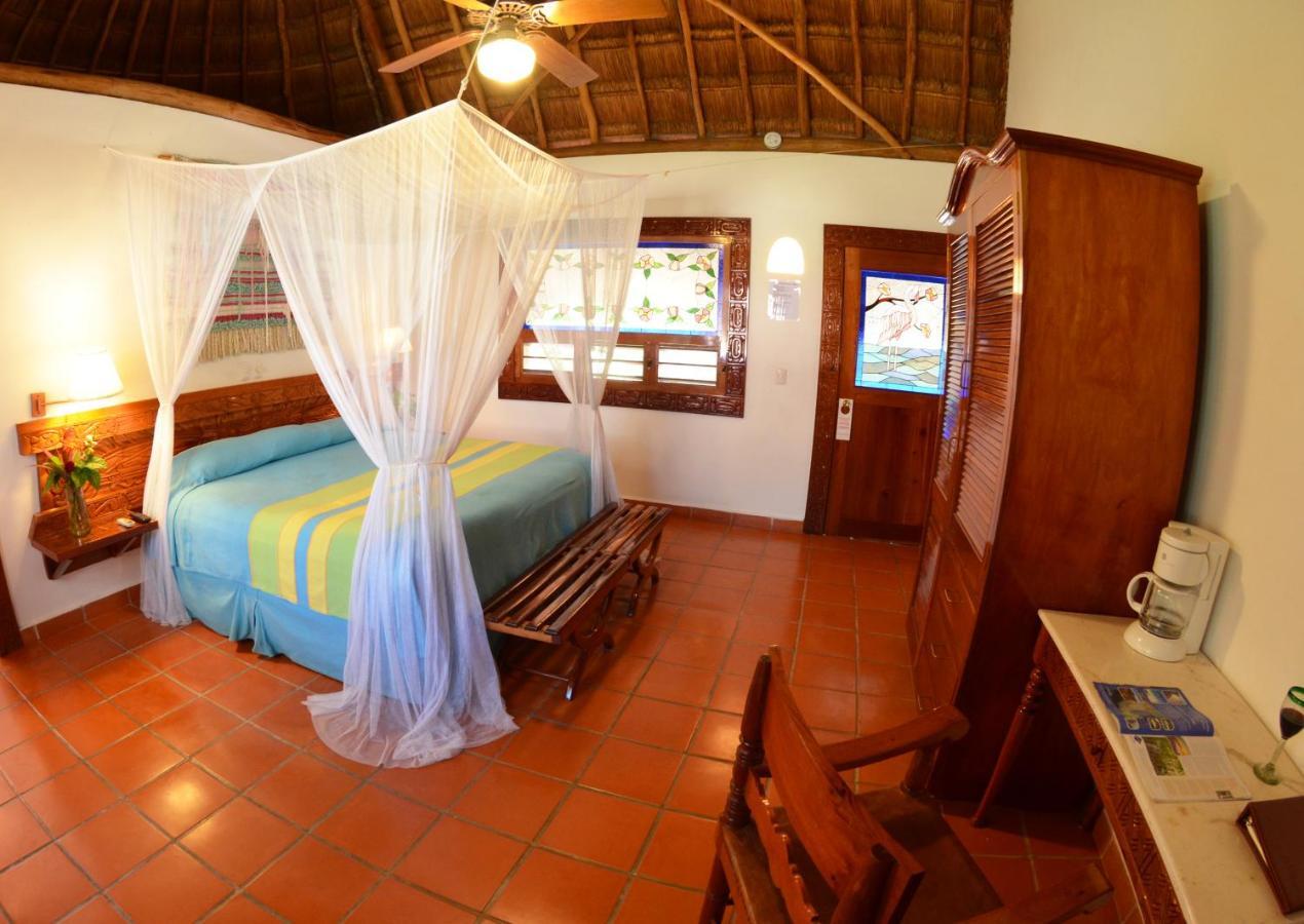 Lodge The At *