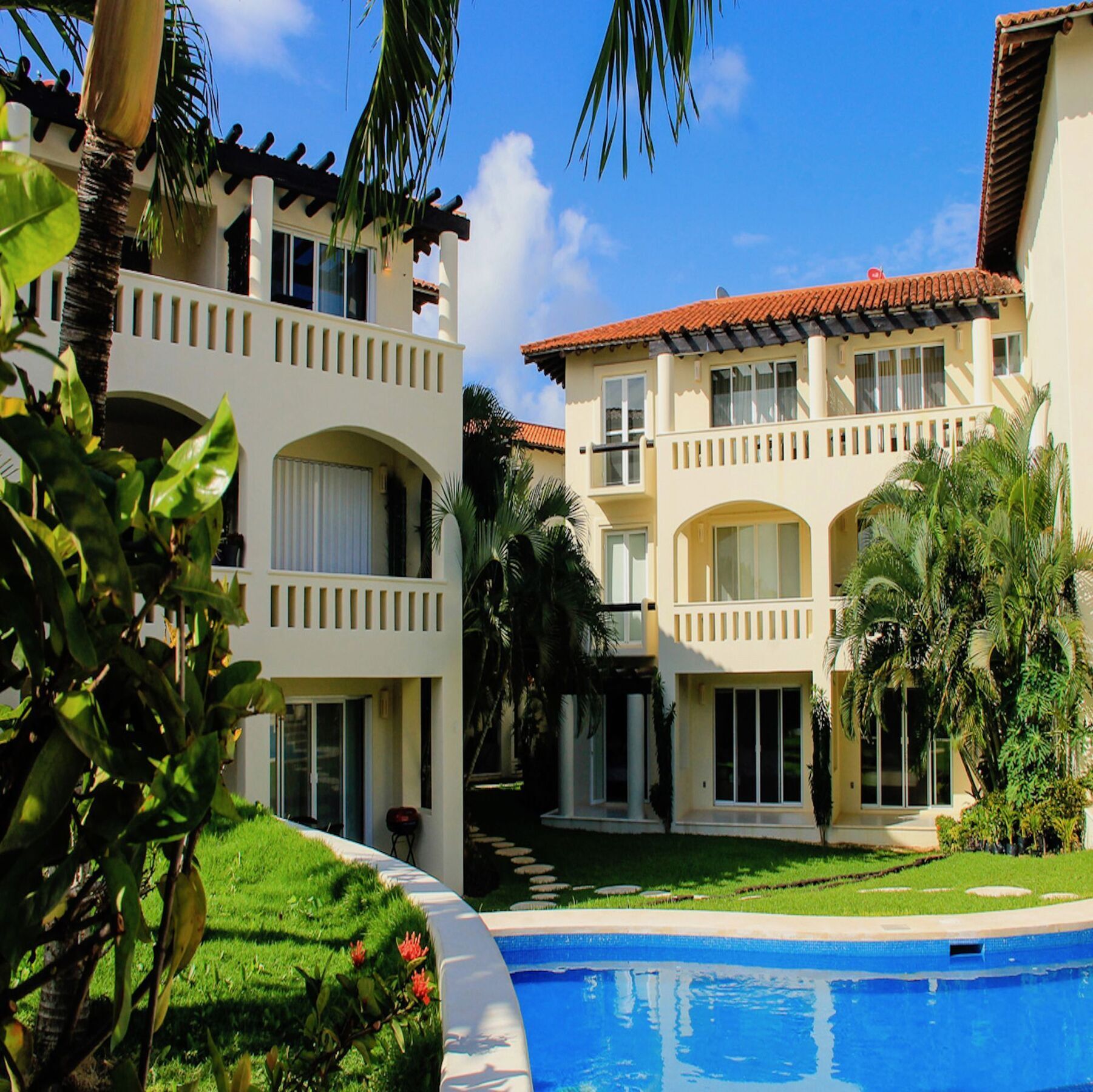 Luna Maya 1 Bdr Sol 03 By Select * Playa del Carmen