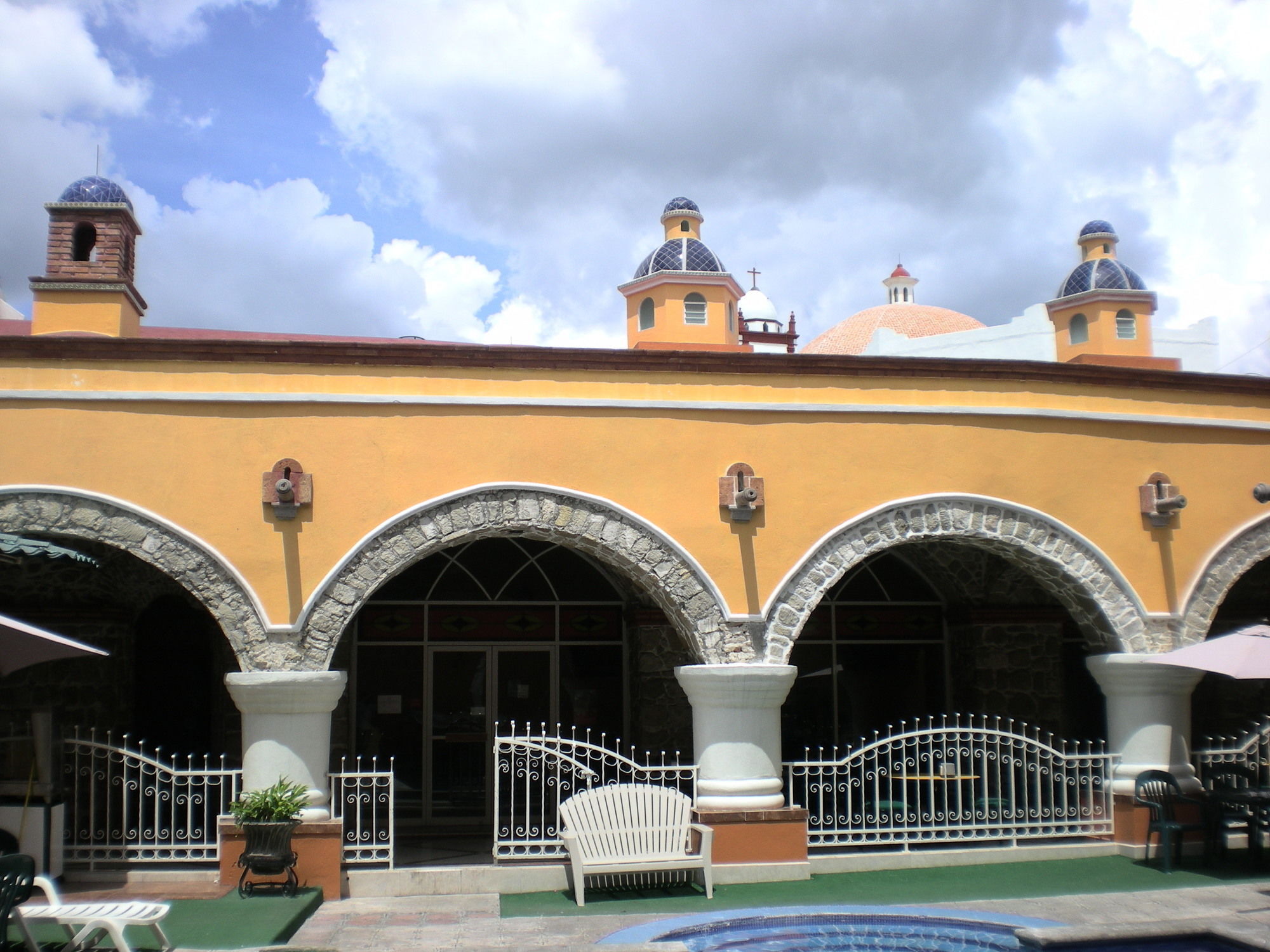 Tajin Hotel 3*
