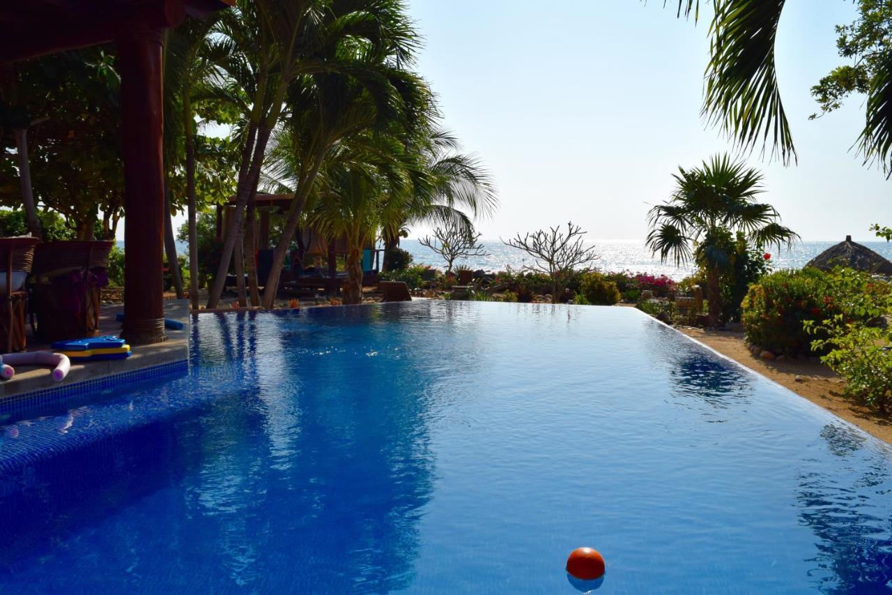 Casa Las Piedras 4*